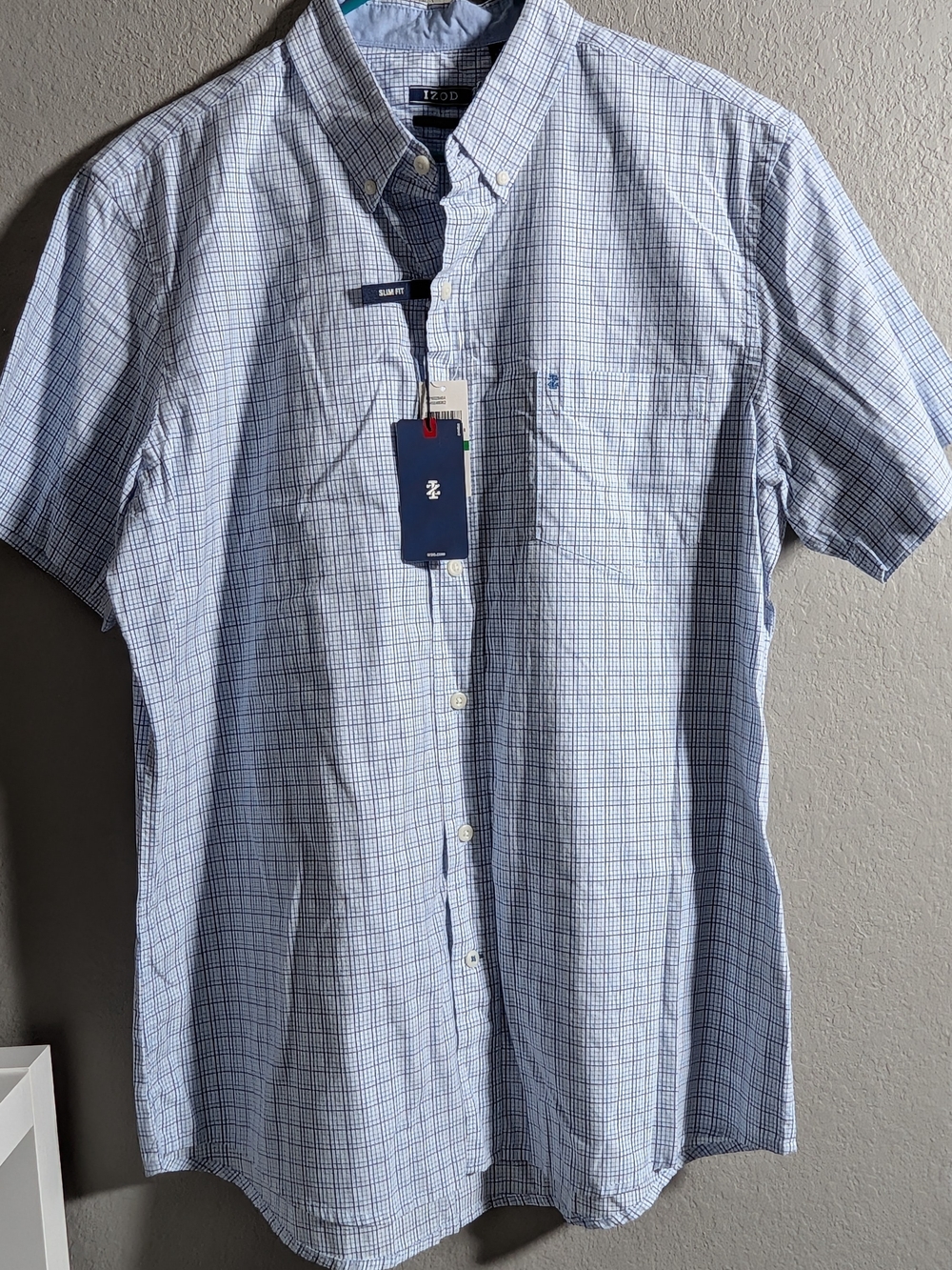 Izod Men’s Light Blue Plaid Short-Sleeve Button-Down Shirt